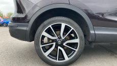 Nissan Qashqai 1.2 DiG-T Tekna [Non-Panoramic] 5dr Xtronic Petrol Hatchback